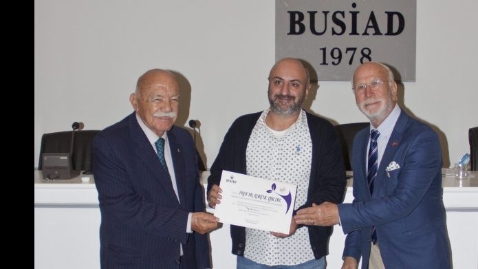 Türkiye'de Sosyal Felsefe  BUSİAD'da konuşuldu