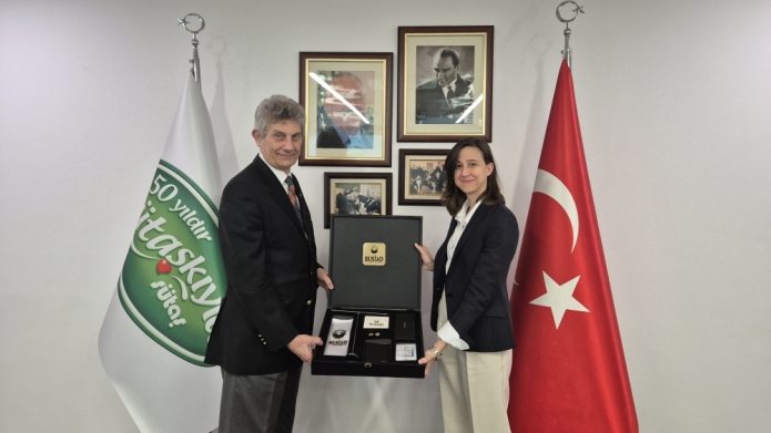 Genç BUSİAD'lı Melis Tezel'e hoş geldin ziyareti