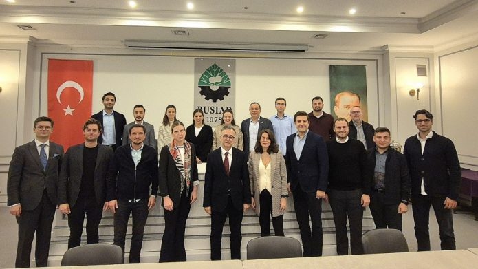 "Yeni nesli heyecanlandırmak zorundayız"