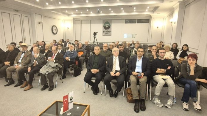 "Şiir antik Yunan felsefesinin anahtarıdır"