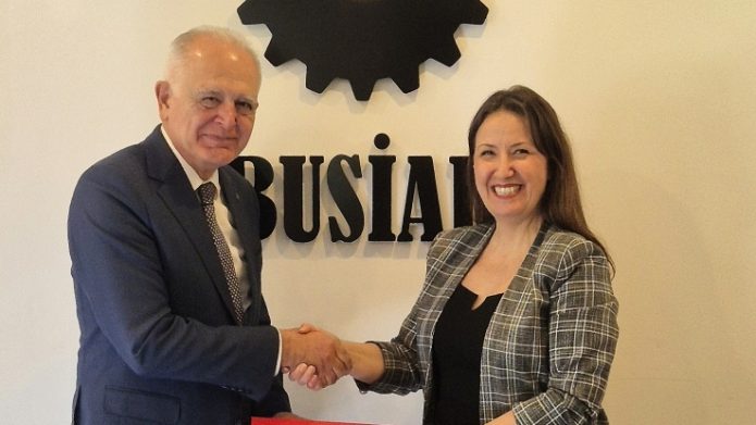 "Çin'le iş yapmak isteyenlere destek oluyoruz"