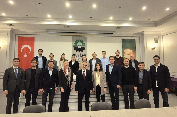 "Yeni nesli heyecanlandırmak zorundayız"