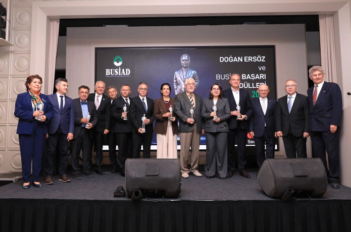 BUSİAD ÖDÜLLERİ SAHİPLERİNİ BULDU